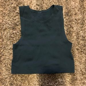 Like new seamless Lululemon crop tank